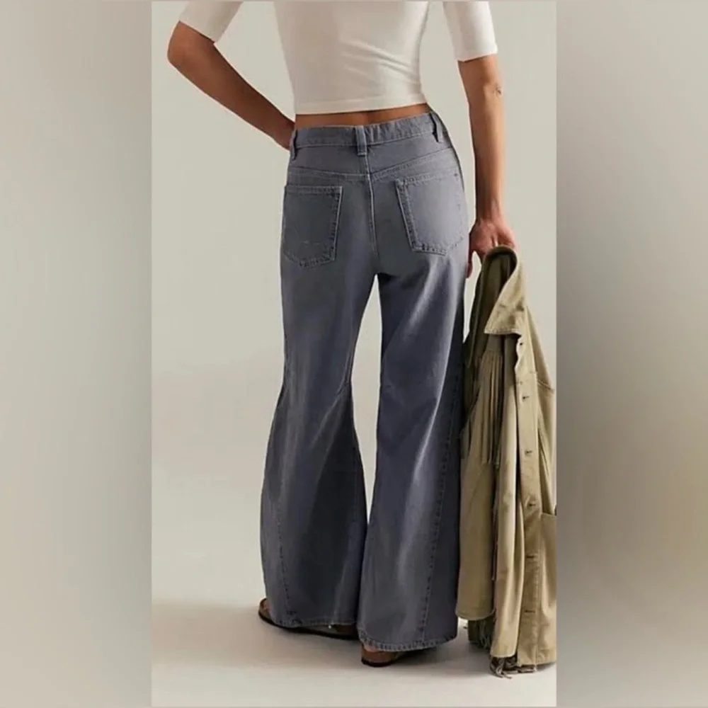 New Free People Eden High Slouchy Flare Jeans ~ Diamond Gray - Picture 2 of 11
